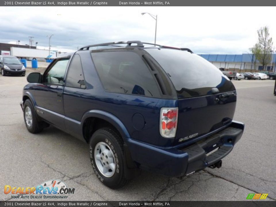 Indigo Blue Metallic 2001 Chevrolet Blazer Ls 4x4 Photo 2