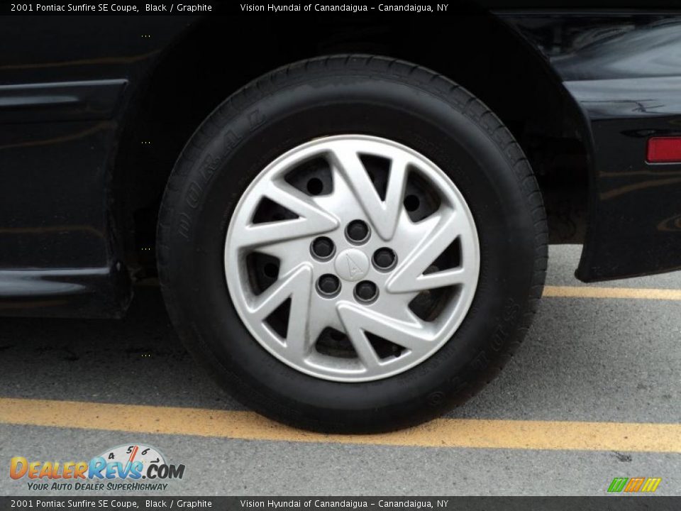 2001 Pontiac Sunfire SE Coupe Wheel Photo #4