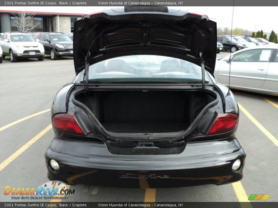 2001 Pontiac Sunfire SE Coupe Black / Graphite Photo #9