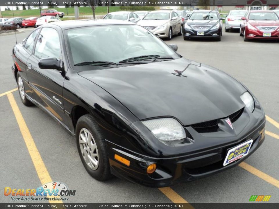 2001 Pontiac Sunfire SE Coupe Black / Graphite Photo #11