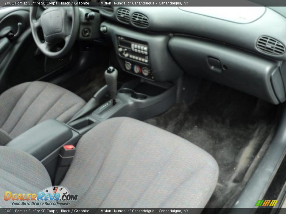 2001 Pontiac Sunfire SE Coupe Black / Graphite Photo #27