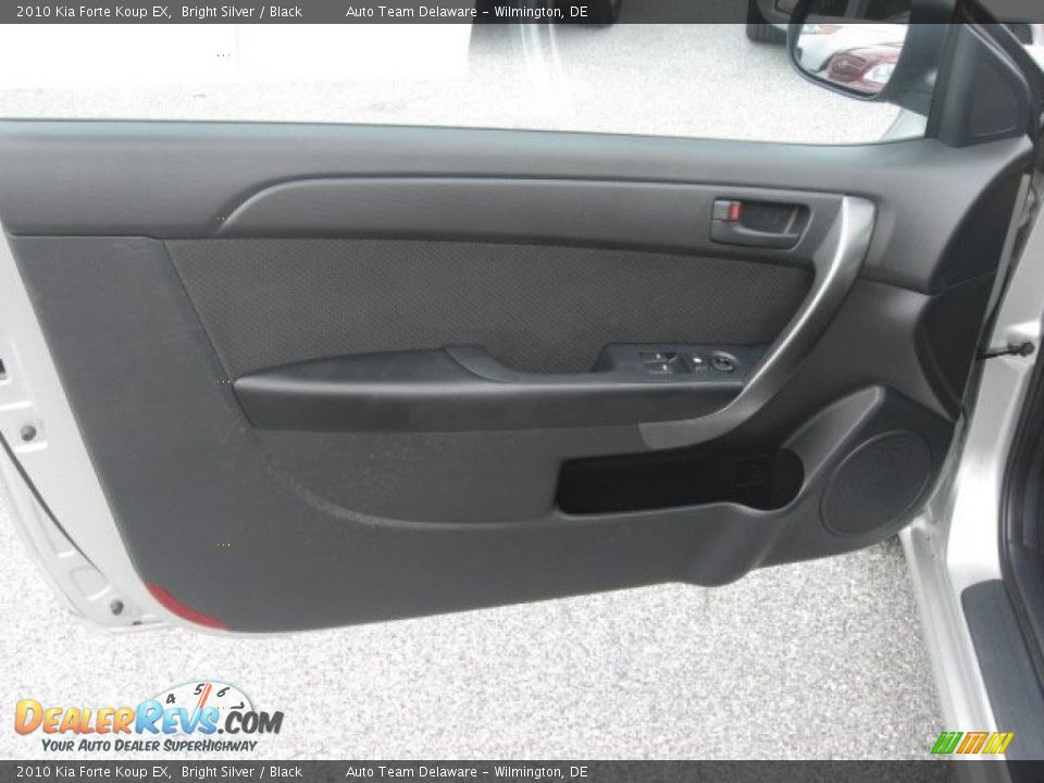 2010 Kia Forte Koup EX Bright Silver / Black Photo #16