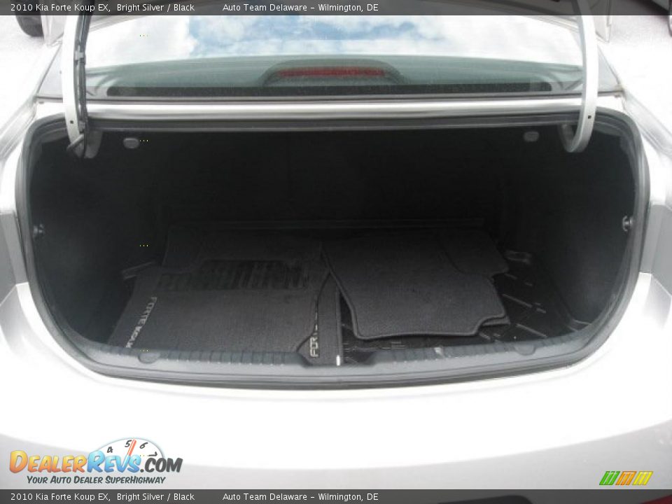 2010 Kia Forte Koup EX Trunk Photo #18