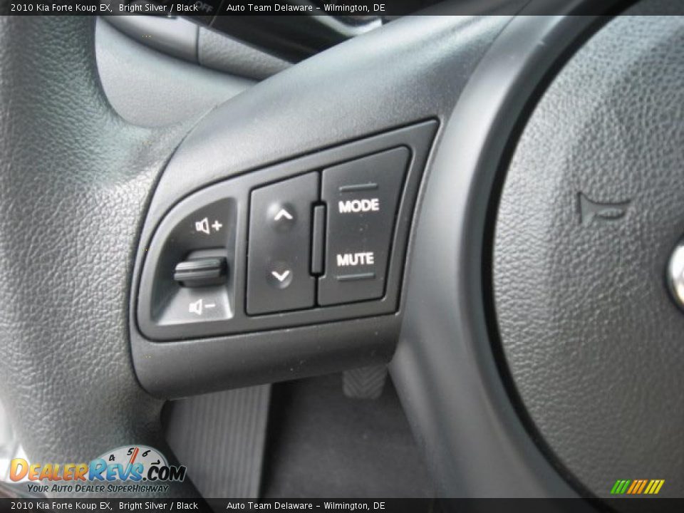 2010 Kia Forte Koup EX Bright Silver / Black Photo #24