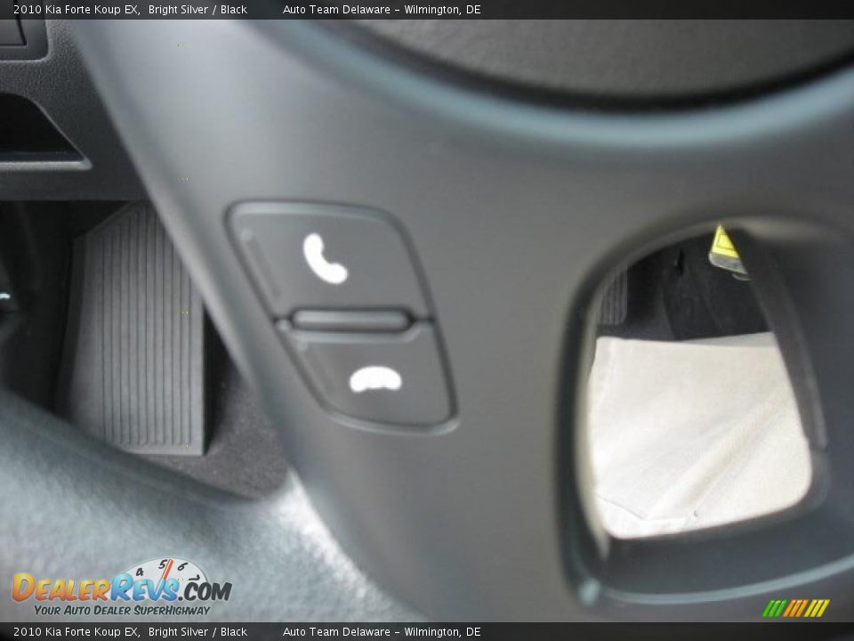 2010 Kia Forte Koup EX Bright Silver / Black Photo #25
