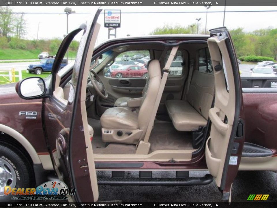 Medium Parchment Interior - 2000 Ford F150 Lariat Extended Cab 4x4 Photo #14