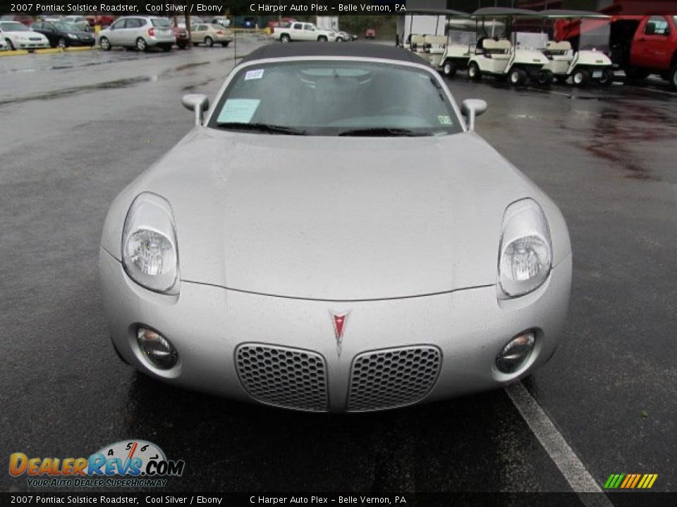 Cool Silver 2007 Pontiac Solstice Roadster Photo #4