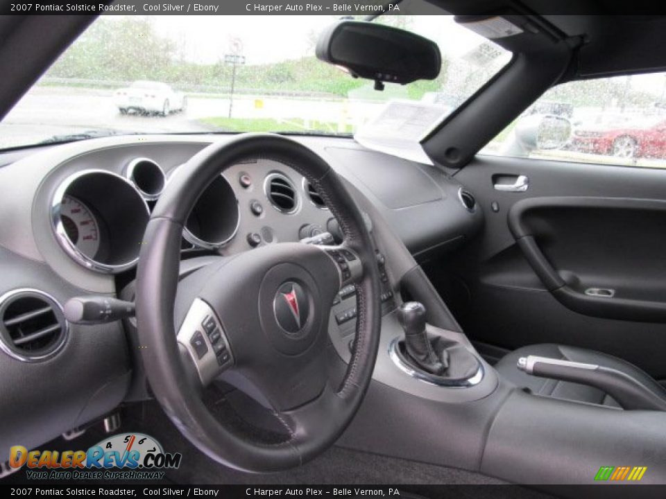 2007 Pontiac Solstice Roadster Steering Wheel Photo #13