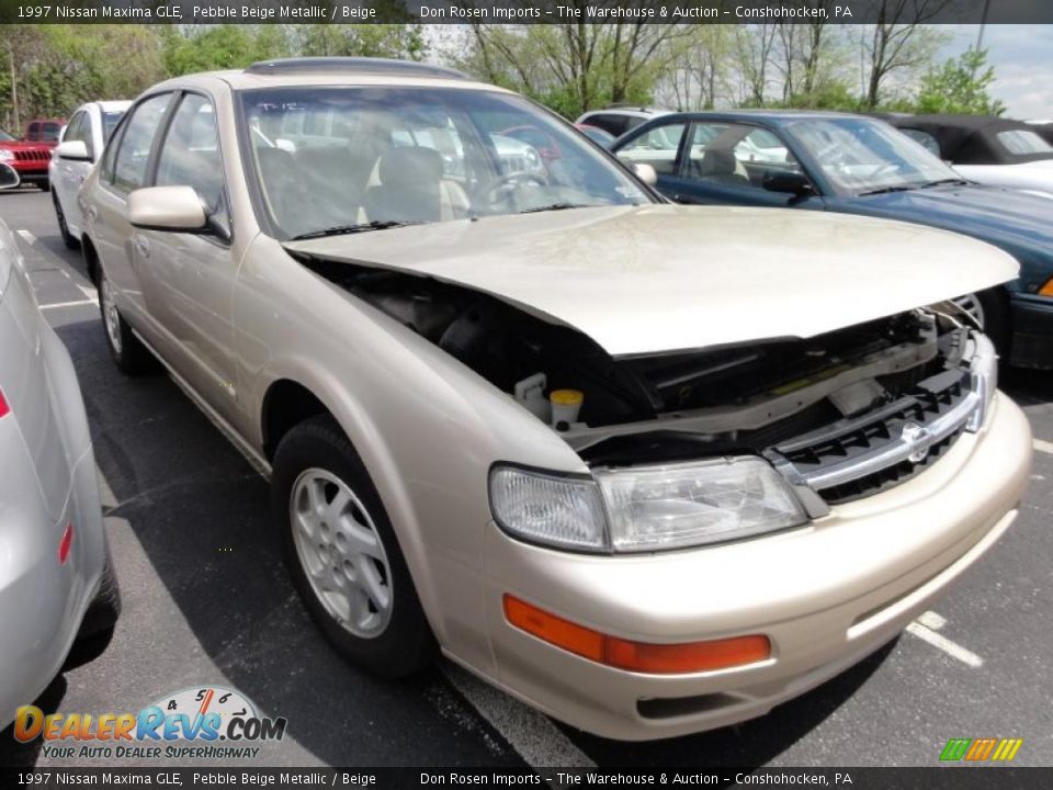 1997 Nissan Maxima GLE Pebble Beige Metallic / Beige Photo #3