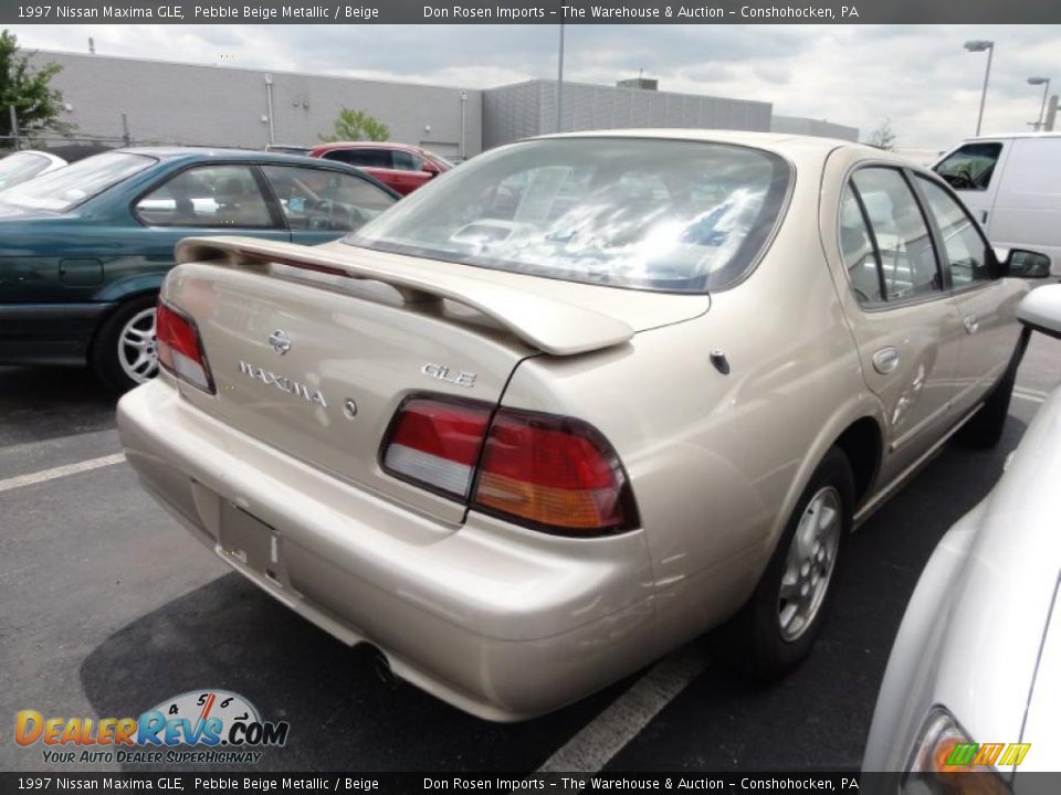 1997 Nissan Maxima GLE Pebble Beige Metallic / Beige Photo #4