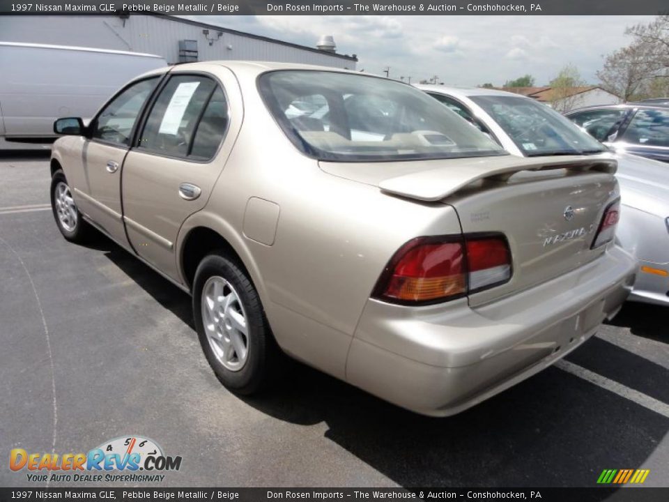 1997 Nissan Maxima GLE Pebble Beige Metallic / Beige Photo #6