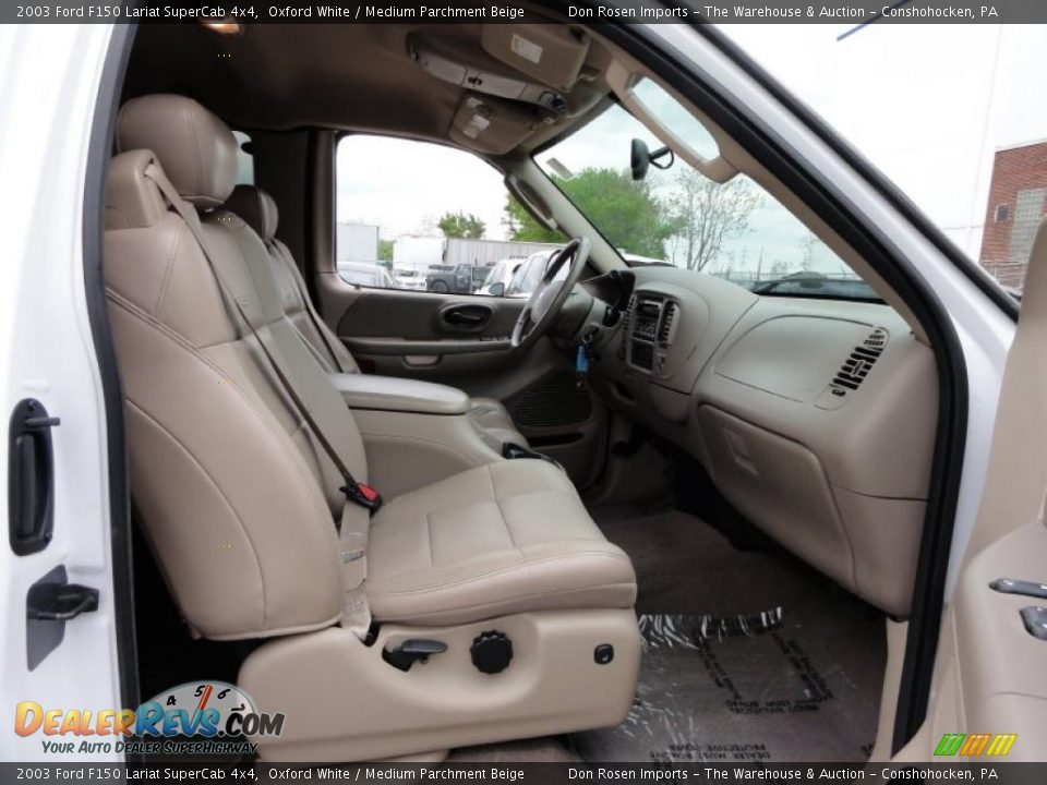 Medium Parchment Beige Interior - 2003 Ford F150 Lariat SuperCab 4x4 Photo #21