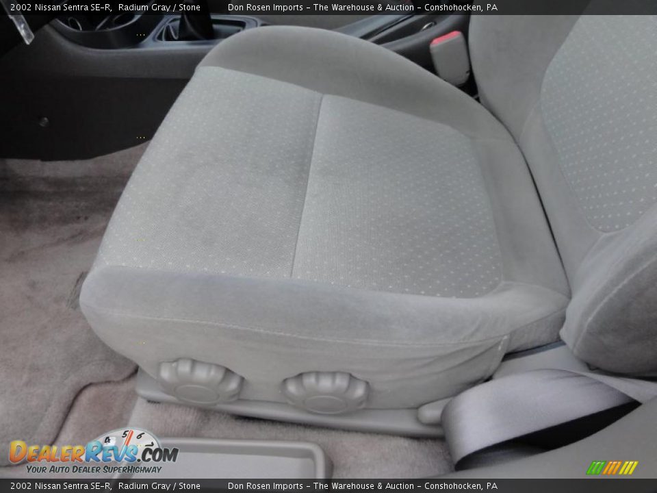 2002 Nissan Sentra SE-R Radium Gray / Stone Photo #16