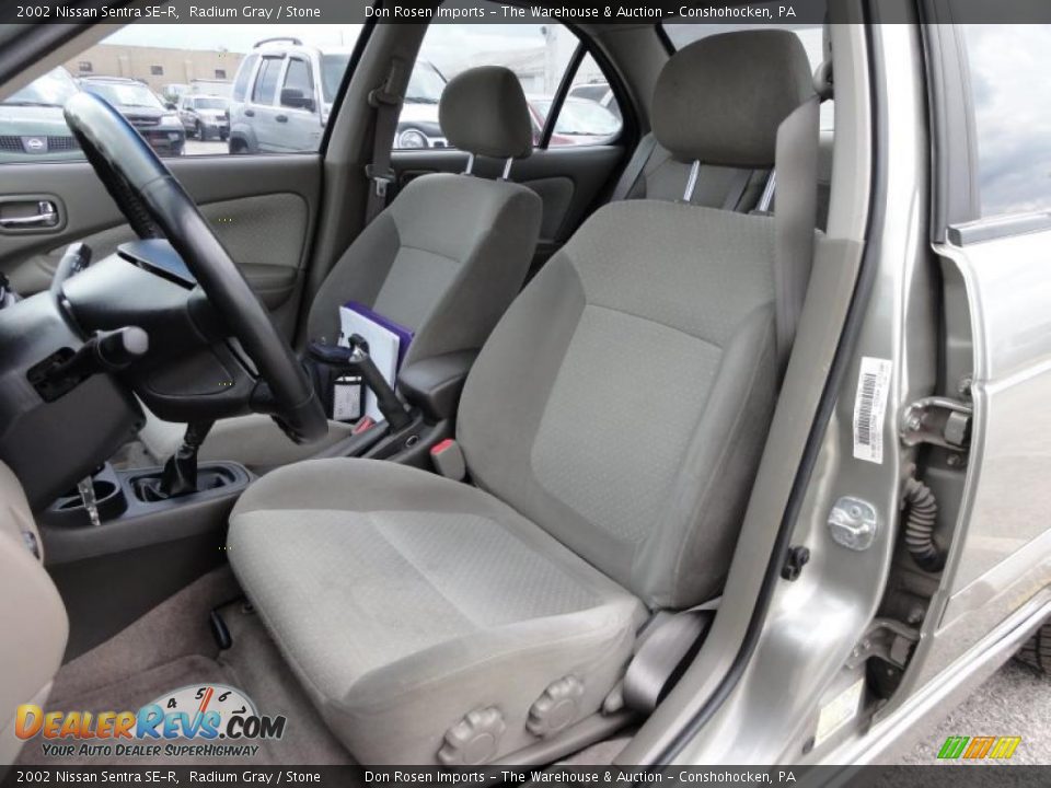 2002 Nissan Sentra SE-R Radium Gray / Stone Photo #17
