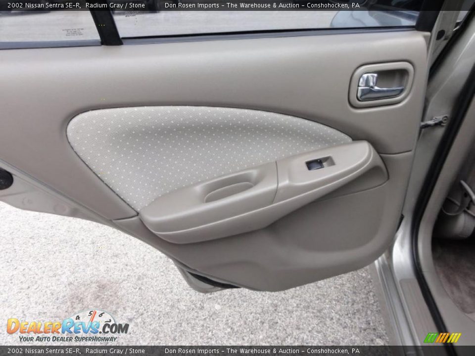 2002 Nissan Sentra SE-R Radium Gray / Stone Photo #26