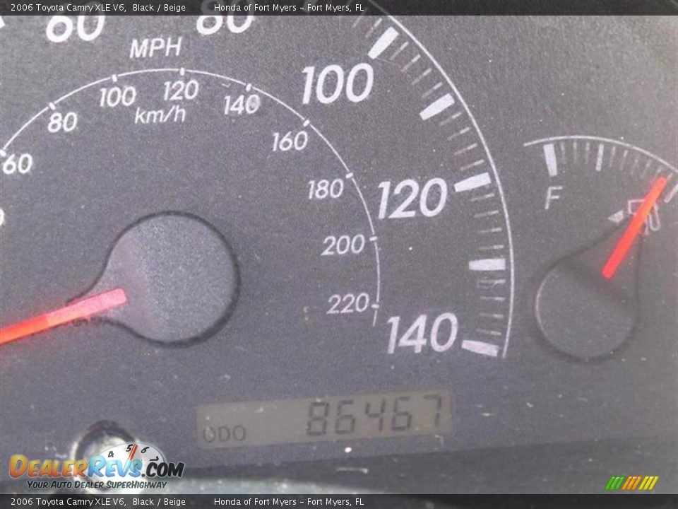 2006 Toyota Camry XLE V6 Black / Beige Photo #17