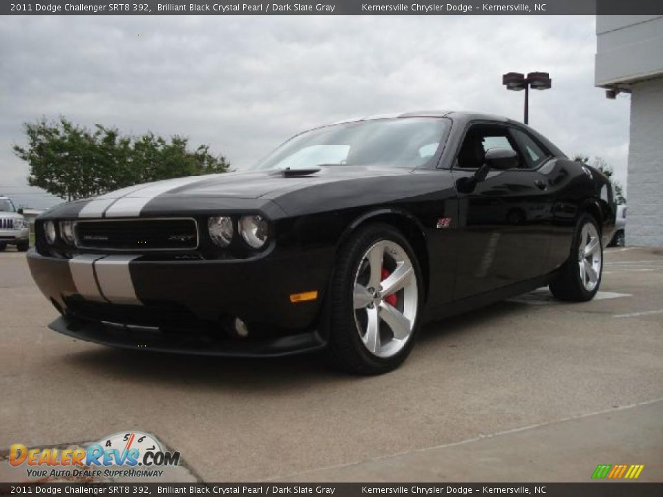 Front 3/4 View of 2011 Dodge Challenger SRT8 392 Photo #7