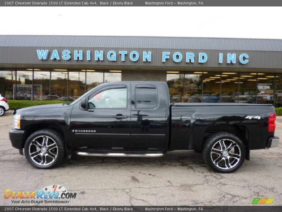 2007 Chevrolet Silverado 1500 LT Extended Cab 4x4 Black / Ebony Black Photo #1