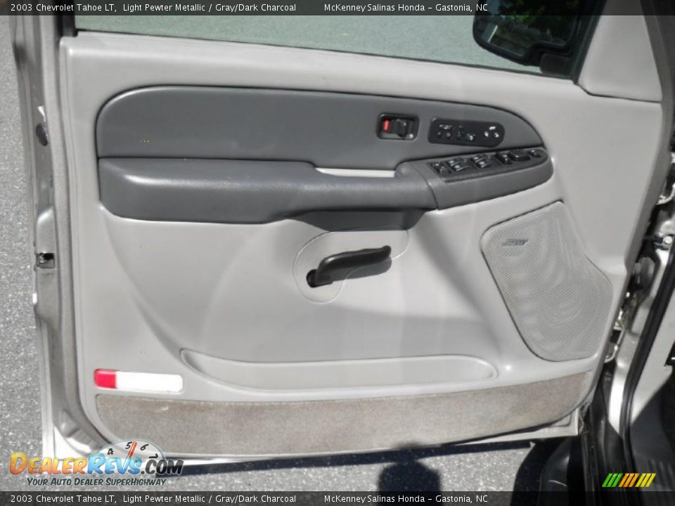 2003 Chevrolet Tahoe LT Light Pewter Metallic / Gray/Dark Charcoal Photo #9