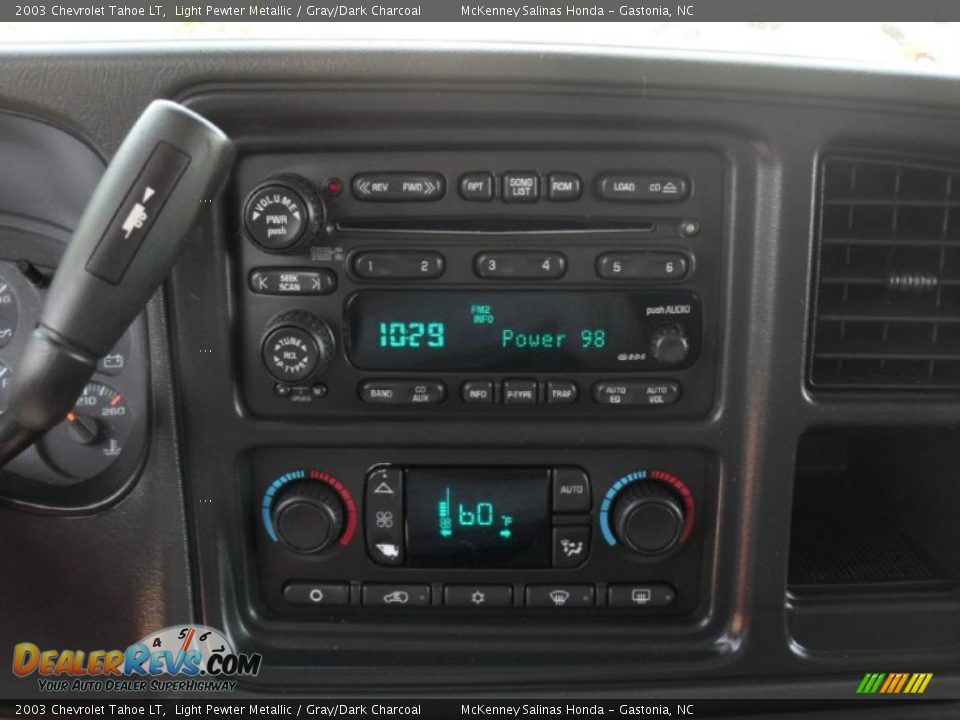 2003 Chevrolet Tahoe LT Light Pewter Metallic / Gray/Dark Charcoal Photo #12