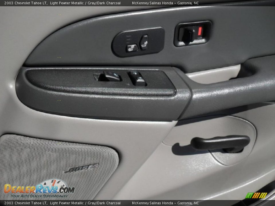 2003 Chevrolet Tahoe LT Light Pewter Metallic / Gray/Dark Charcoal Photo #25