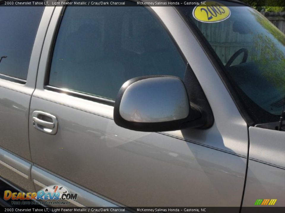 2003 Chevrolet Tahoe LT Light Pewter Metallic / Gray/Dark Charcoal Photo #26