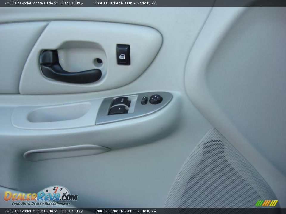 2007 Chevrolet Monte Carlo SS Black / Gray Photo #11