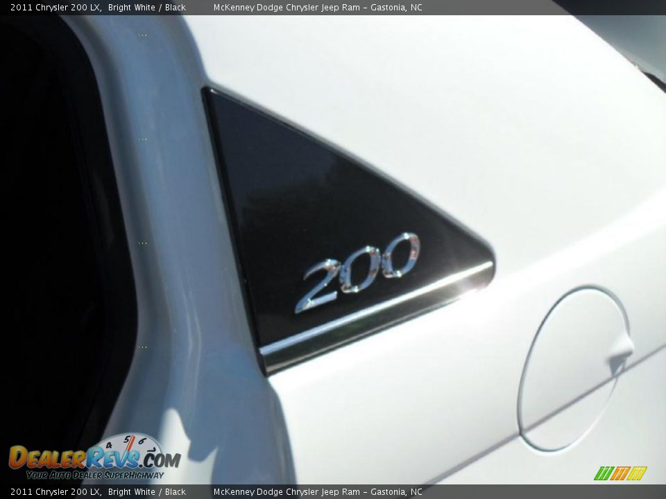 2011 Chrysler 200 LX Logo Photo #13