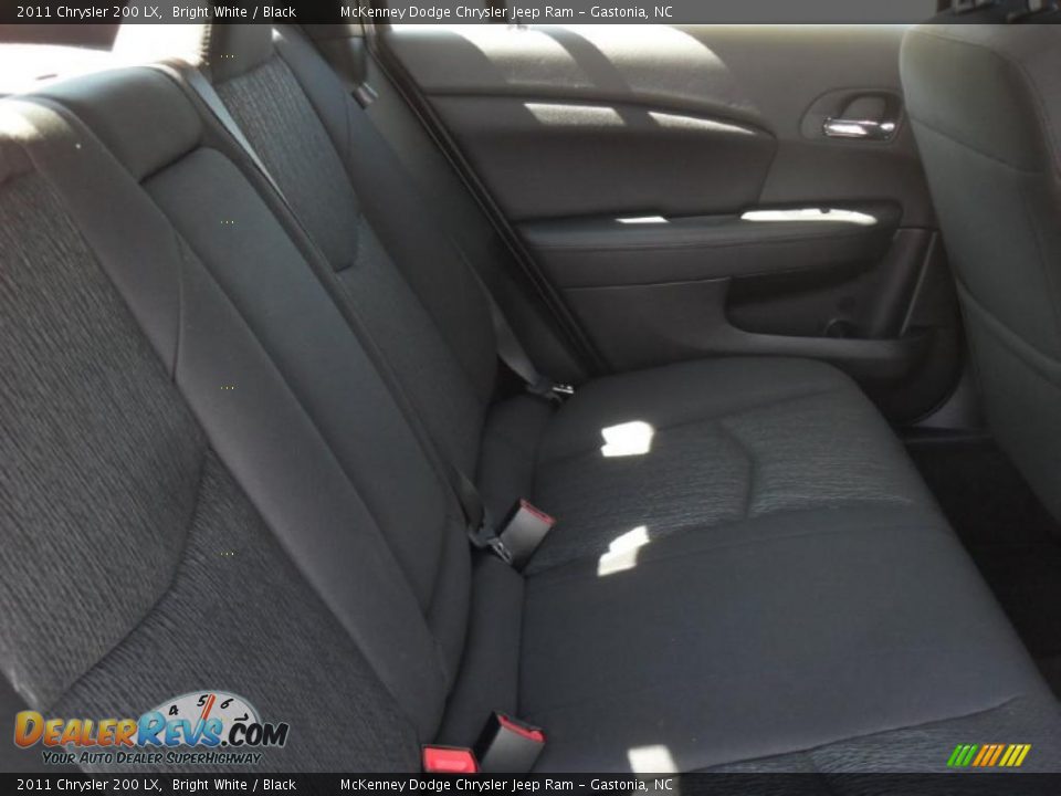 2011 Chrysler 200 LX Bright White / Black Photo #18