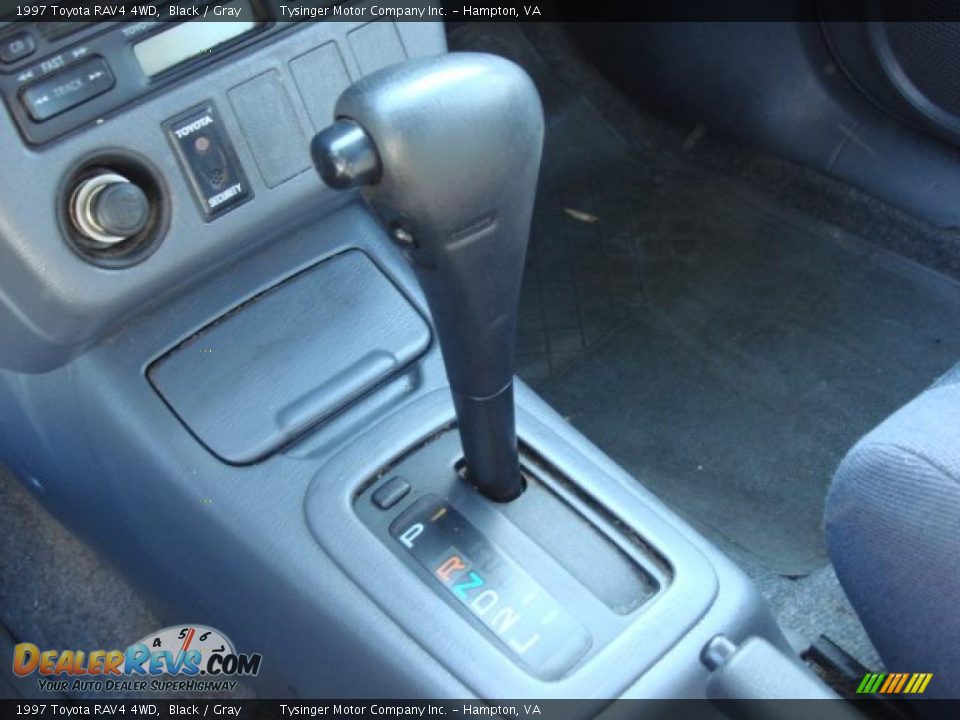 1997 Toyota RAV4 4WD Shifter Photo #16