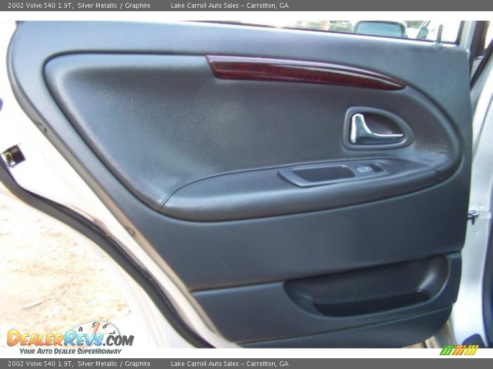 2002 Volvo S40 1.9T Silver Metallic / Graphite Photo #34