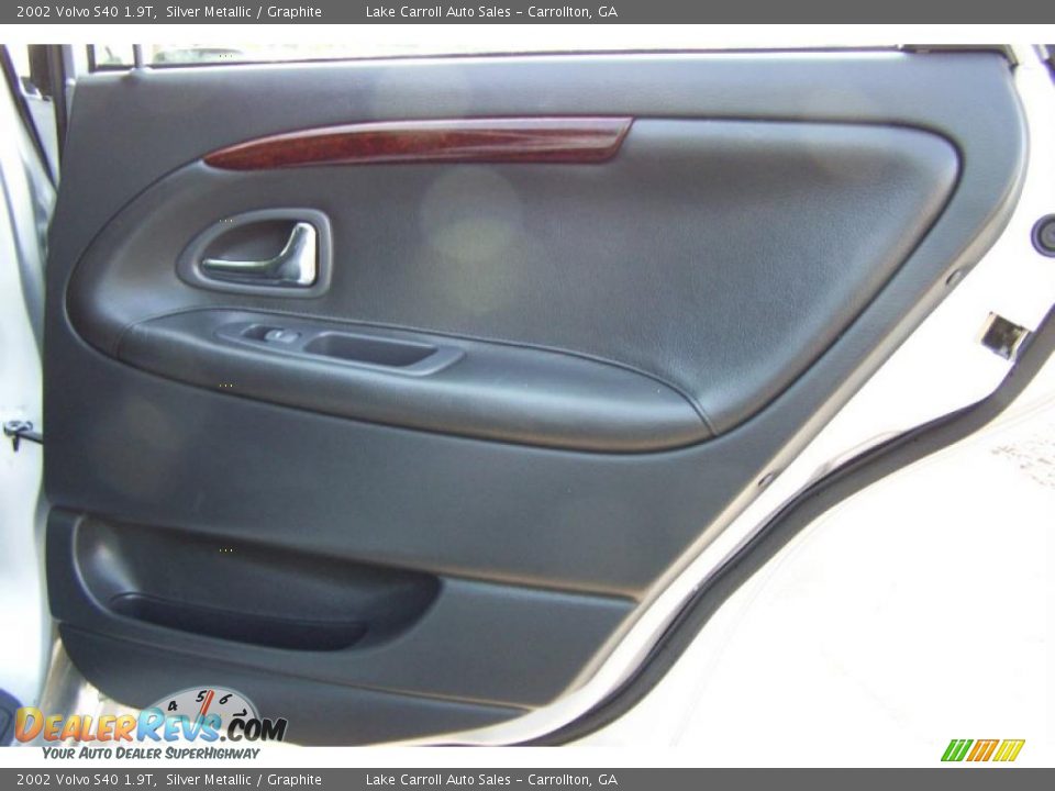 2002 Volvo S40 1.9T Silver Metallic / Graphite Photo #35