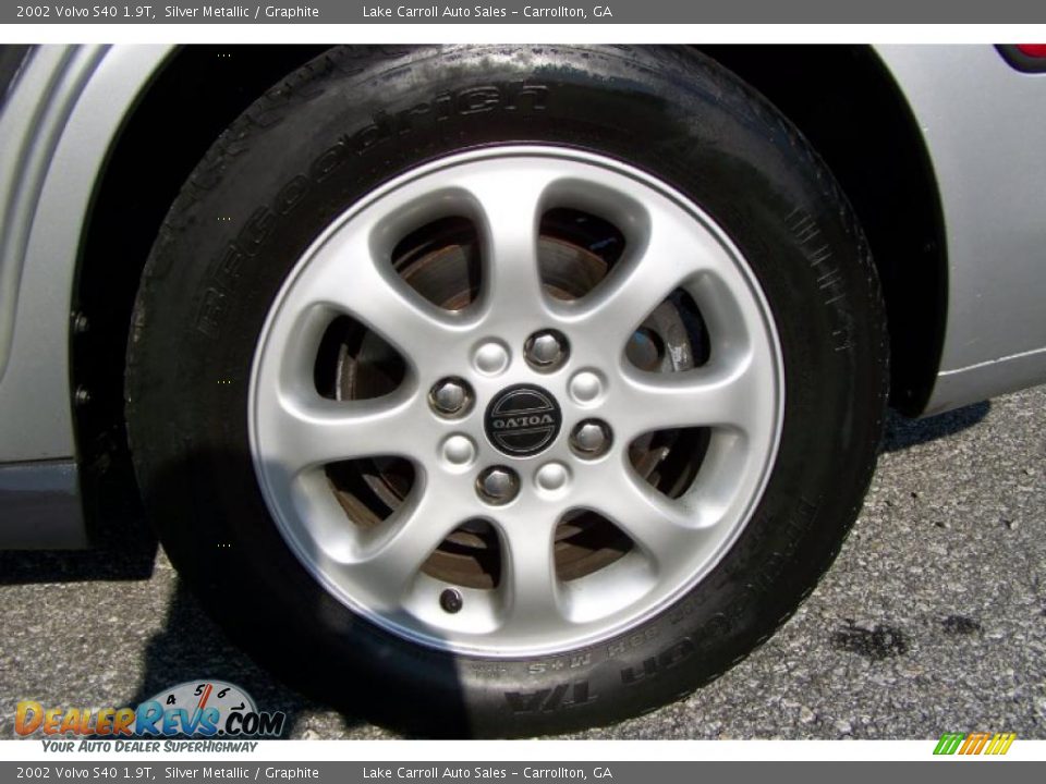 2002 Volvo S40 1.9T Silver Metallic / Graphite Photo #36