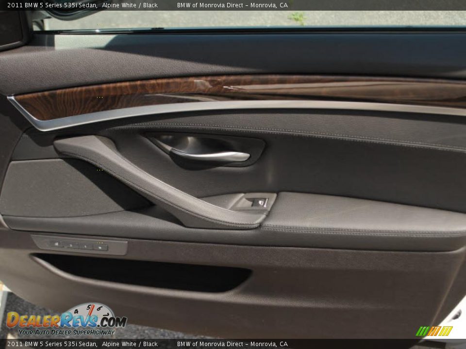 Door Panel of 2011 BMW 5 Series 535i Sedan Photo #5