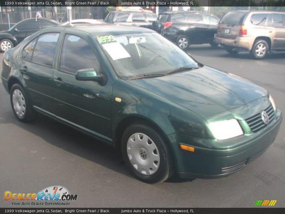 1999 Volkswagen Jetta GL Sedan Bright Green Pearl / Black Photo #1