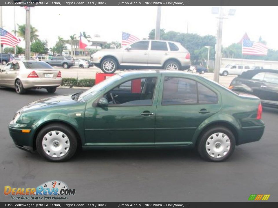 1999 Volkswagen Jetta GL Sedan Bright Green Pearl / Black Photo #6