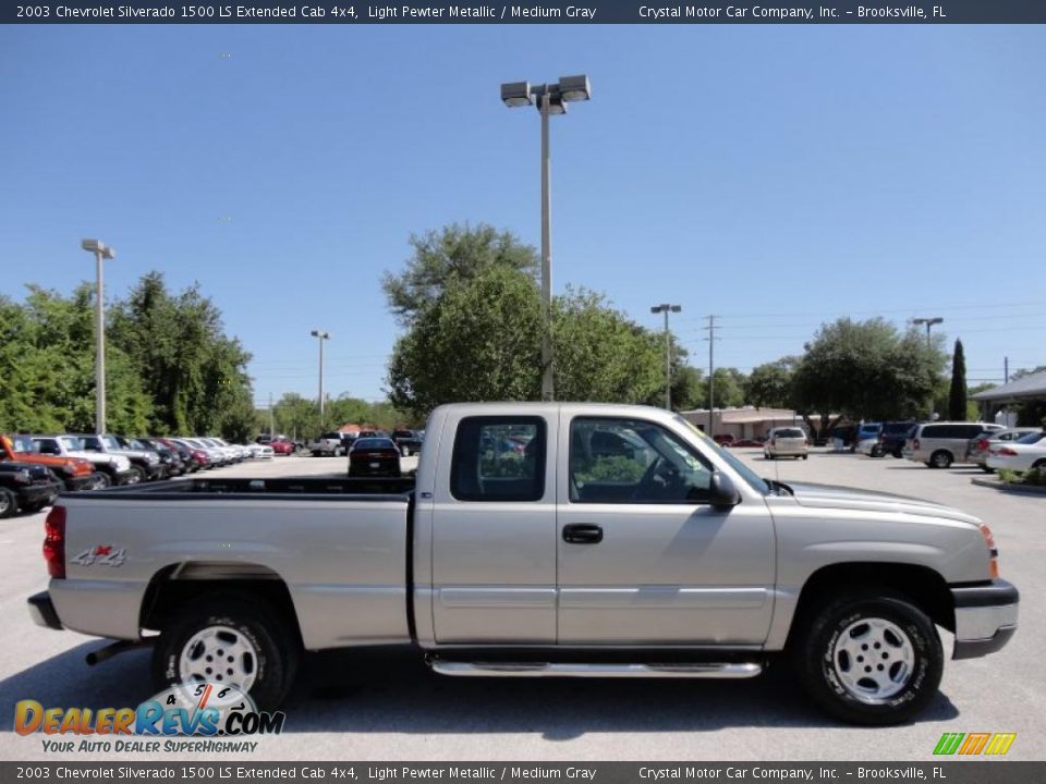 2003 Chevrolet Silverado 1500 LS Extended Cab 4x4 Light Pewter Metallic / Medium Gray Photo #9