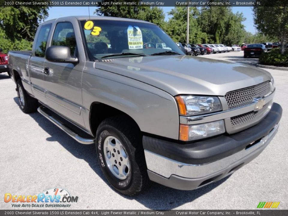 2003 Chevrolet Silverado 1500 LS Extended Cab 4x4 Light Pewter Metallic / Medium Gray Photo #10