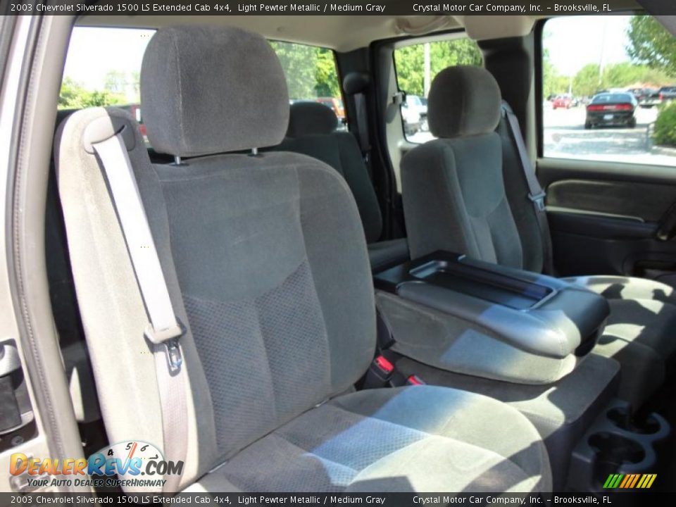 2003 Chevrolet Silverado 1500 LS Extended Cab 4x4 Light Pewter Metallic / Medium Gray Photo #15