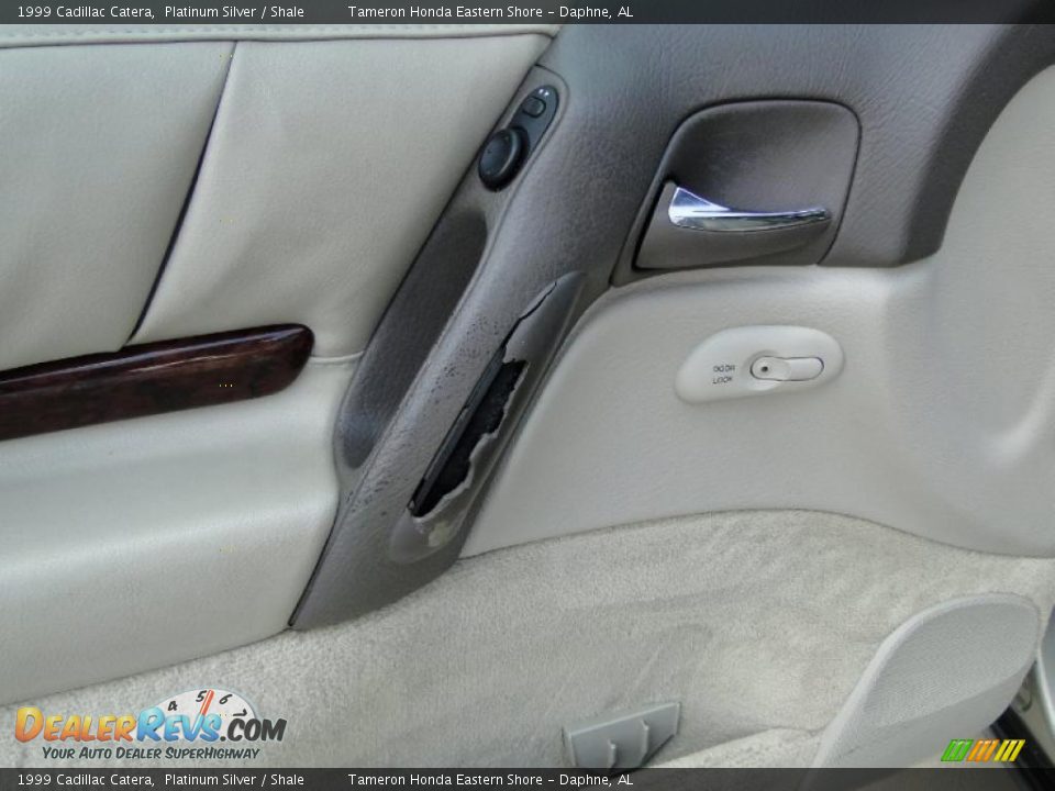 1999 Cadillac Catera Platinum Silver / Shale Photo #15