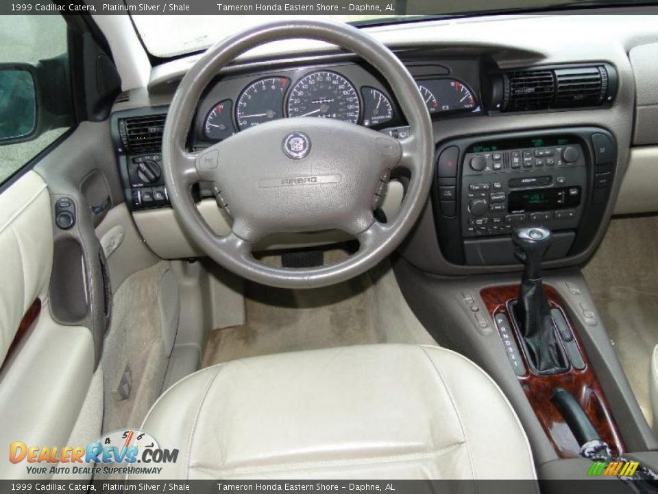 Dashboard of 1999 Cadillac Catera  Photo #20