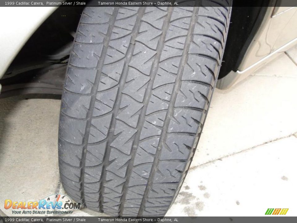 1999 Cadillac Catera Platinum Silver / Shale Photo #32