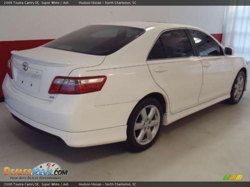 2008 Toyota Camry SE Super White / Ash Photo #5