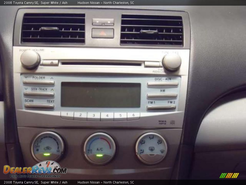 2008 Toyota Camry SE Super White / Ash Photo #18