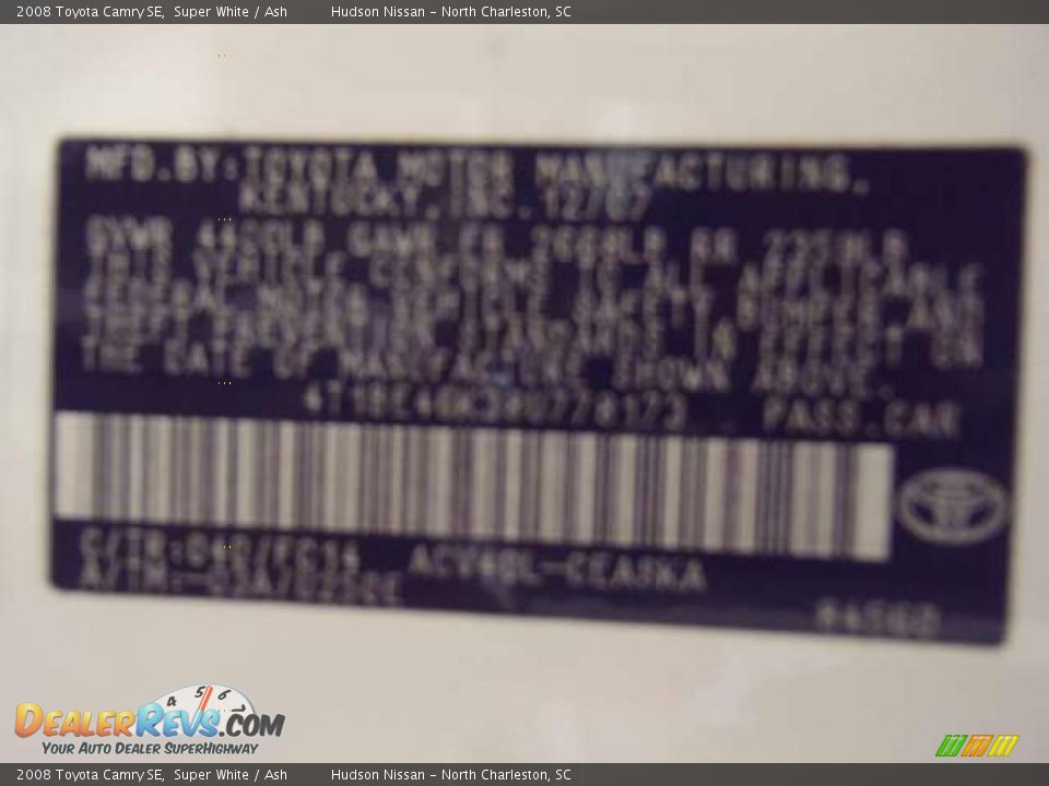 2008 Toyota Camry SE Super White / Ash Photo #25