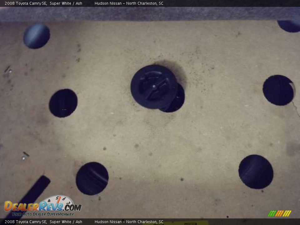 2008 Toyota Camry SE Super White / Ash Photo #26