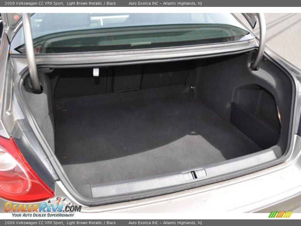 2009 Volkswagen CC VR6 Sport Trunk Photo #8