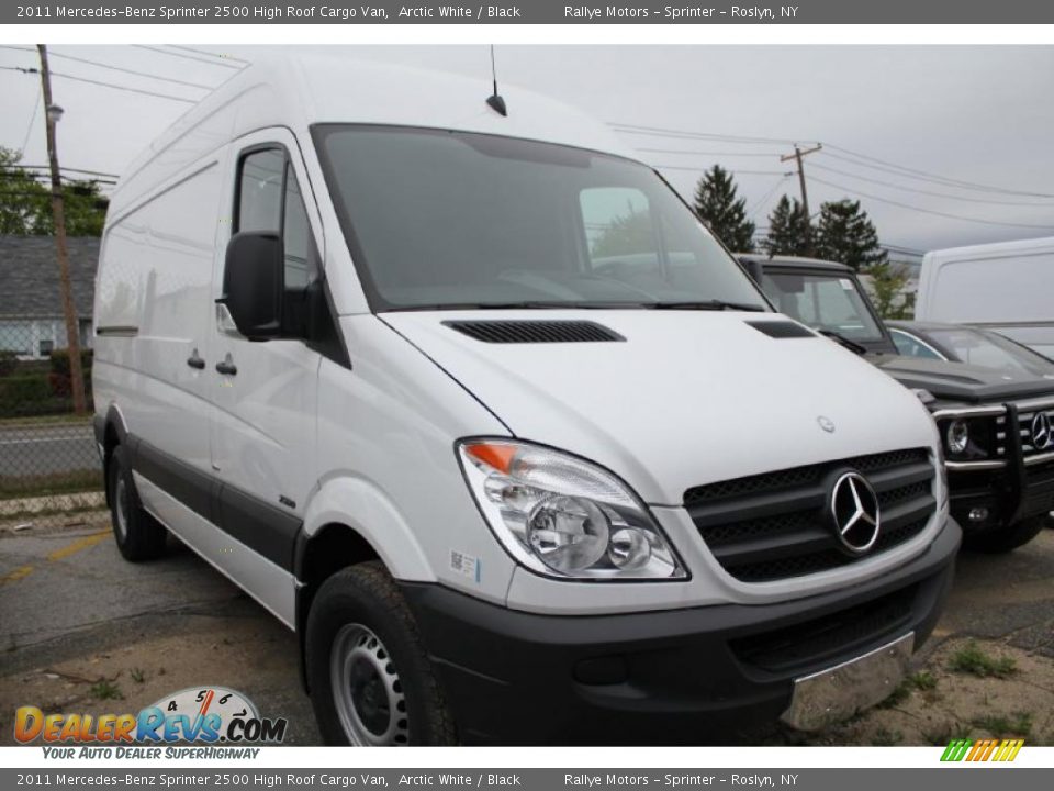 2011 Mercedes-Benz Sprinter 2500 High Roof Cargo Van Arctic White / Black Photo #3