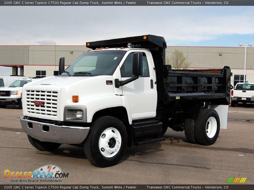 Front 3/4 View of 2005 GMC C Series Topkick C7500 Regular Cab Dump Truck Photo #1