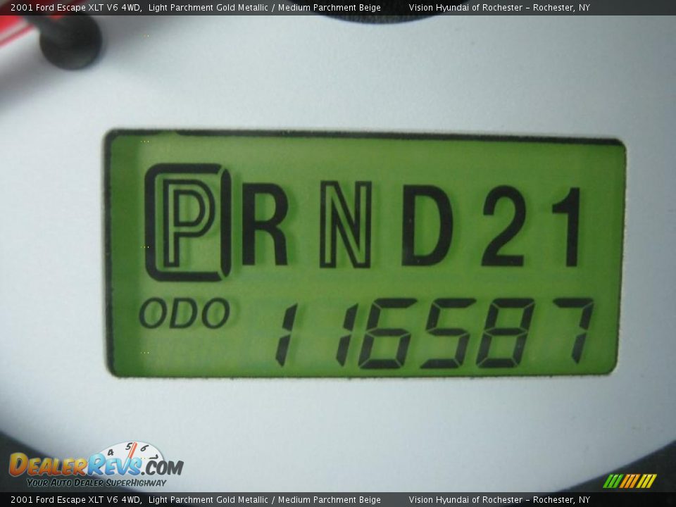 2001 Ford Escape XLT V6 4WD Light Parchment Gold Metallic / Medium Parchment Beige Photo #3